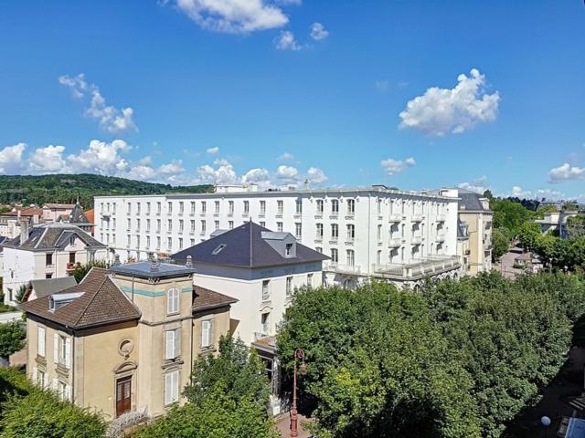 Vittel Spacieux 2 Pieces Renove - Confortable - Vue - 200 Metres Thermes מראה חיצוני תמונה
